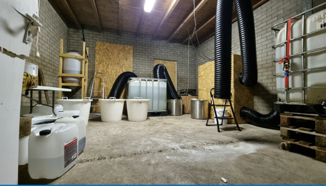 FIOD treft MDMA-lab aan in Wouwse Plantage